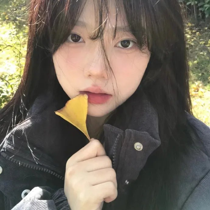 九个学生的短片